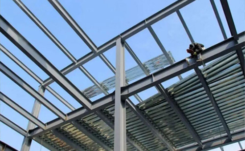 古浪古浪钢结构加工中的切割与钻孔精度控制要点